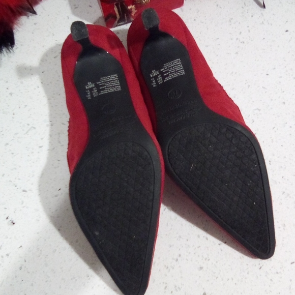 Predictions Lipstick Red Point Toe Kitten Heel Maryjanes - Picture 11 of 16